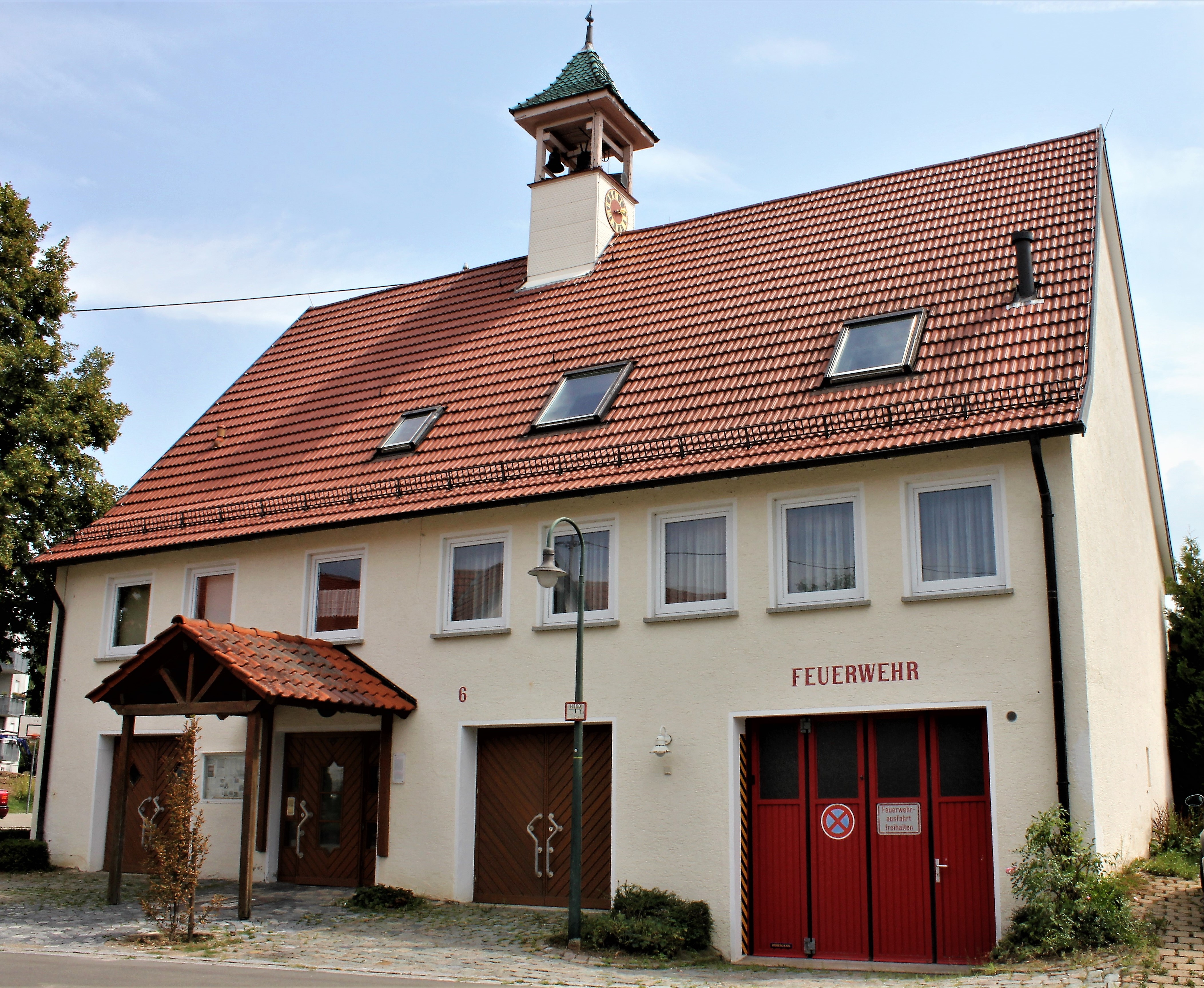                                                    Feuerwehrgerätehaus Kleinbettlingen                                    